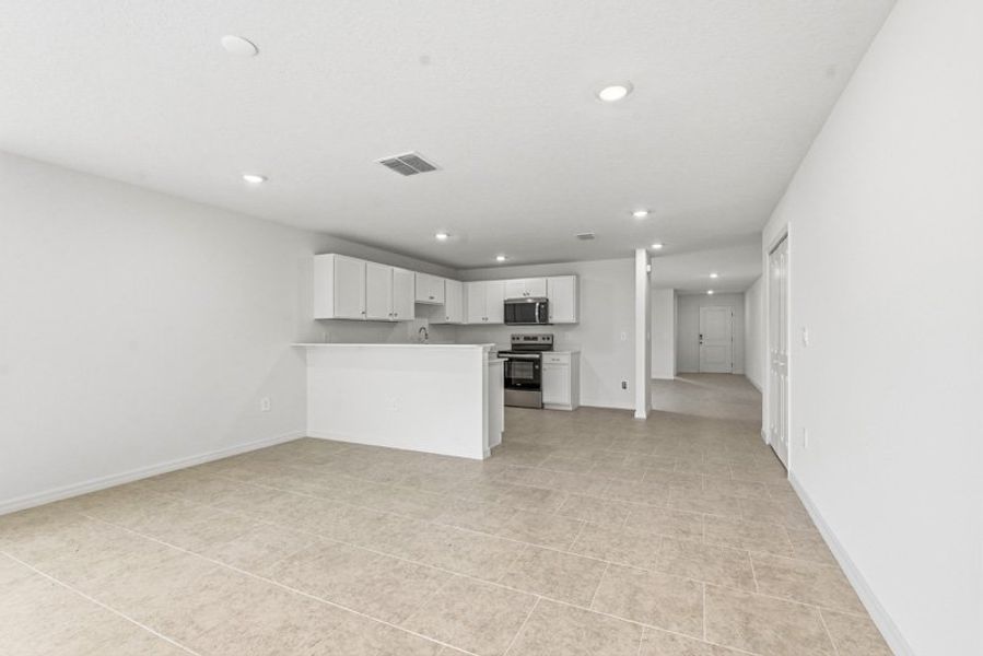 Spacious, unfurnished interior of a new home in Richmond Cove, Palm Bay (Image 17). Spacious, unfurnished interior of a new home in Richmond Cove, Palm Bay (Image 17).