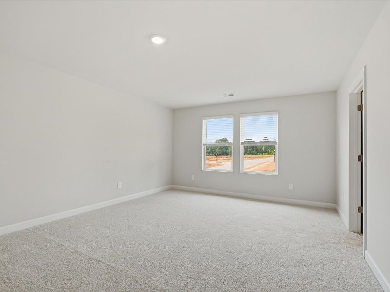Spacious, unfurnished interior of a new home in Southwell Commons, Anderson (Image 14).