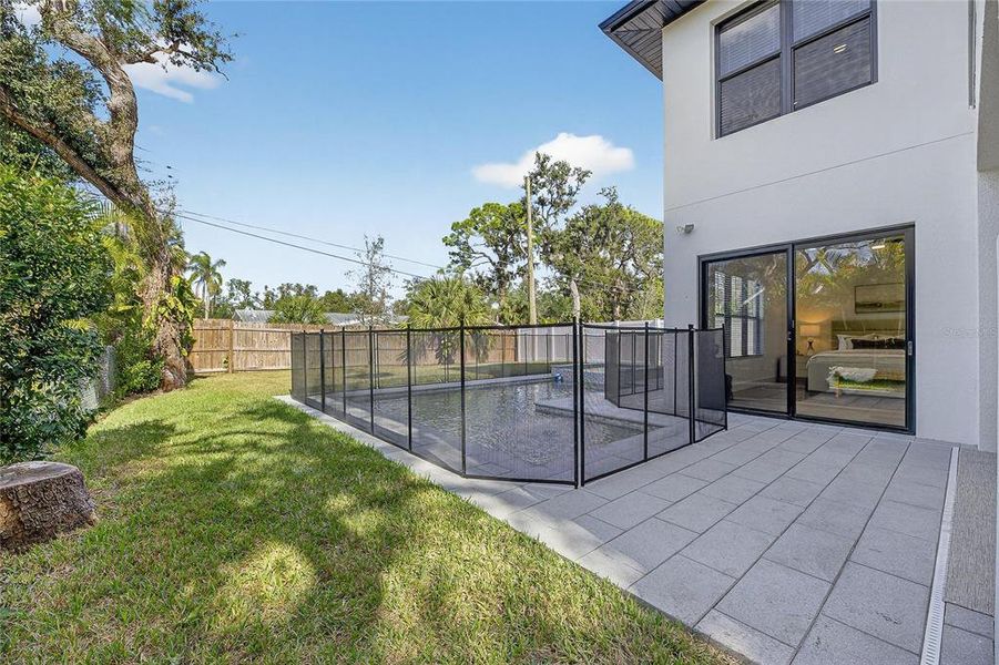 Exterior details and patio area of a home in , Sarasota (Image 37).