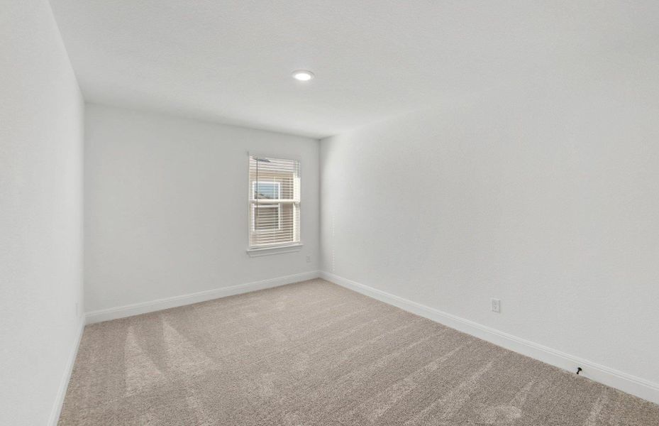 Spacious, unfurnished interior of a new home in Lagos, Manor (Image 19).