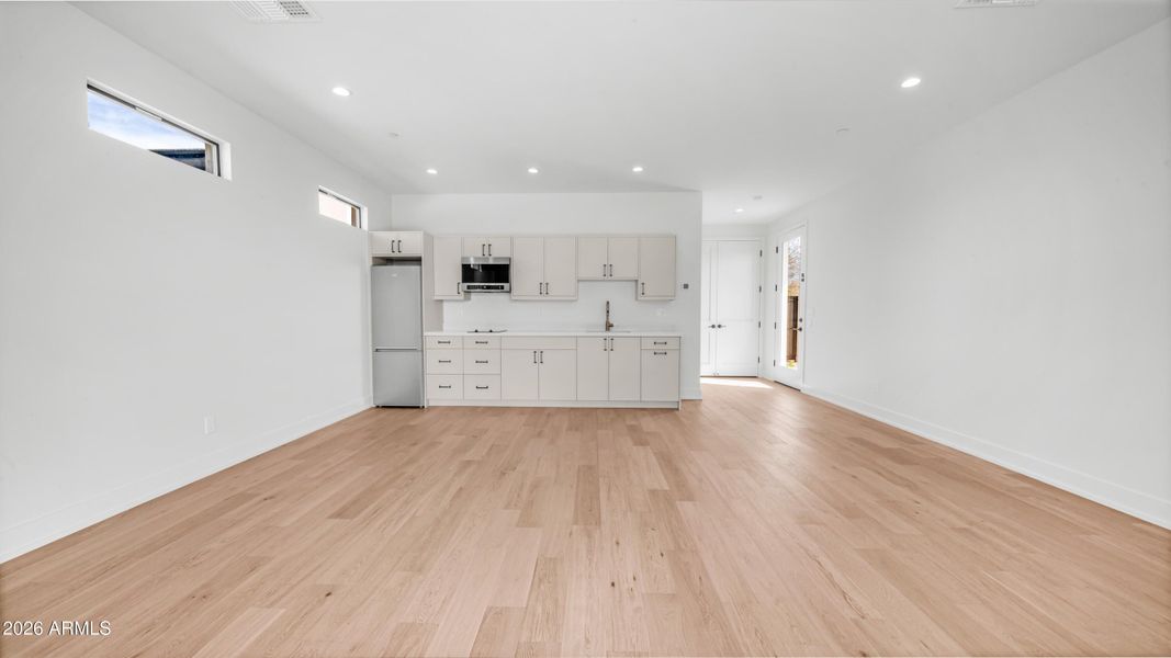 Lot 2 (43) - Copy Lot 2 (43) - Copy