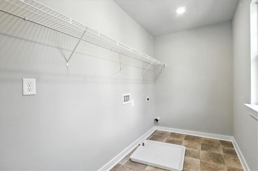 Spacious, unfurnished interior of a new home in , Jefferson (Image 19).