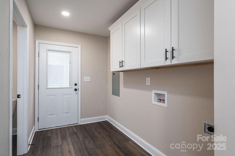 laundry & side entrance