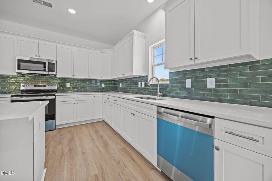 16-web-or-mls-6S8A4012