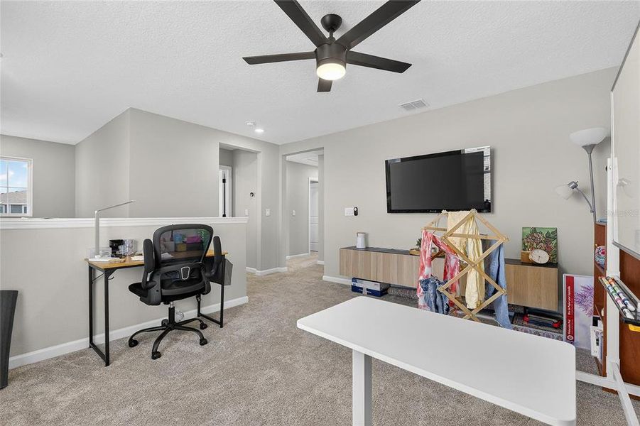 Furnished interior view inside a new home in , Apollo Beach (Image 51).