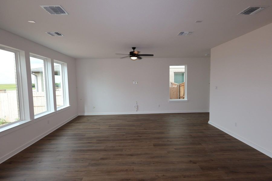 Spacious, unfurnished interior of a new home in Flora, Hutto (Image 11). Spacious, unfurnished interior of a new home in Flora, Hutto (Image 11).