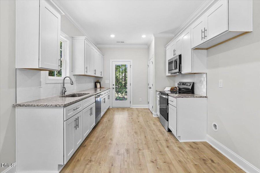 15-89 Mitchner Dr-15 15-89 Mitchner Dr-15