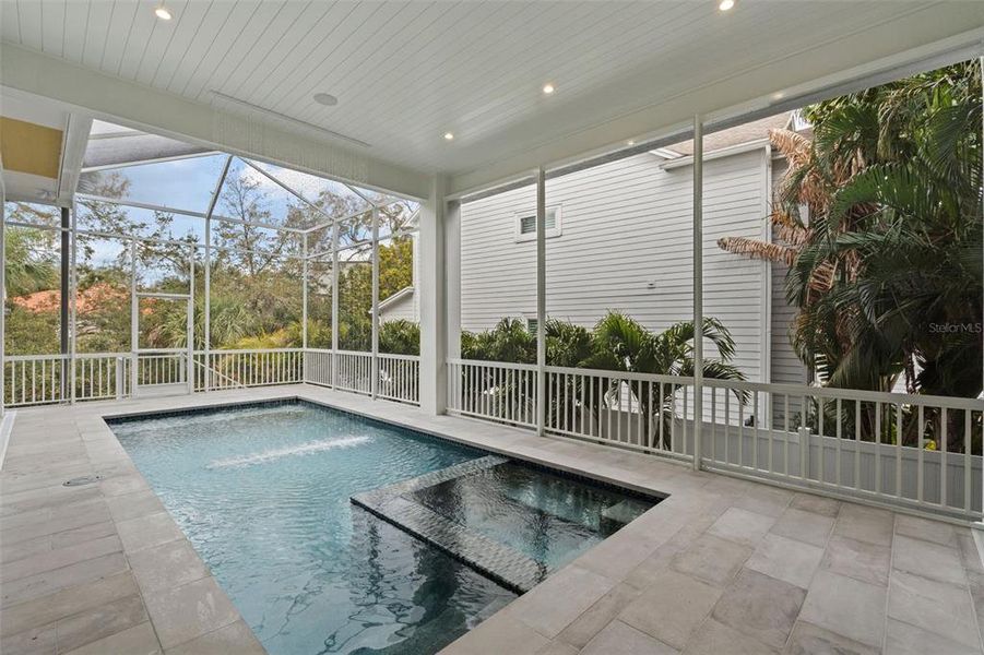 Exterior details and patio area of a home in , Tampa (Image 33).