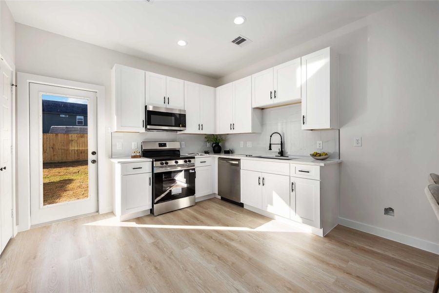 IMAGE NOT OF PROPERTY. PROPERTY WILL LOOK SIMILAR IMAGE NOT OF PROPERTY. PROPERTY WILL LOOK SIMILAR