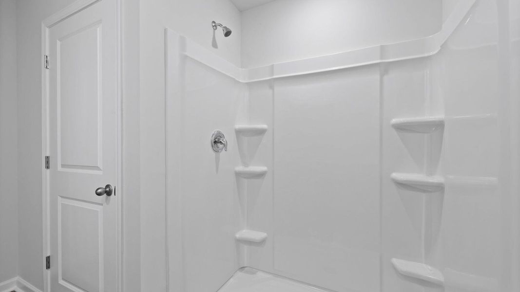 Spacious, unfurnished interior of a new home in Huggins Hill, Manning (Image 25).