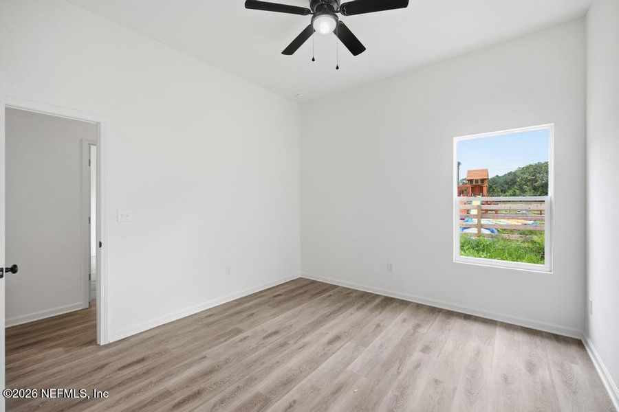 Spacious, unfurnished interior of a new home in , Jacksonville (Image 12).