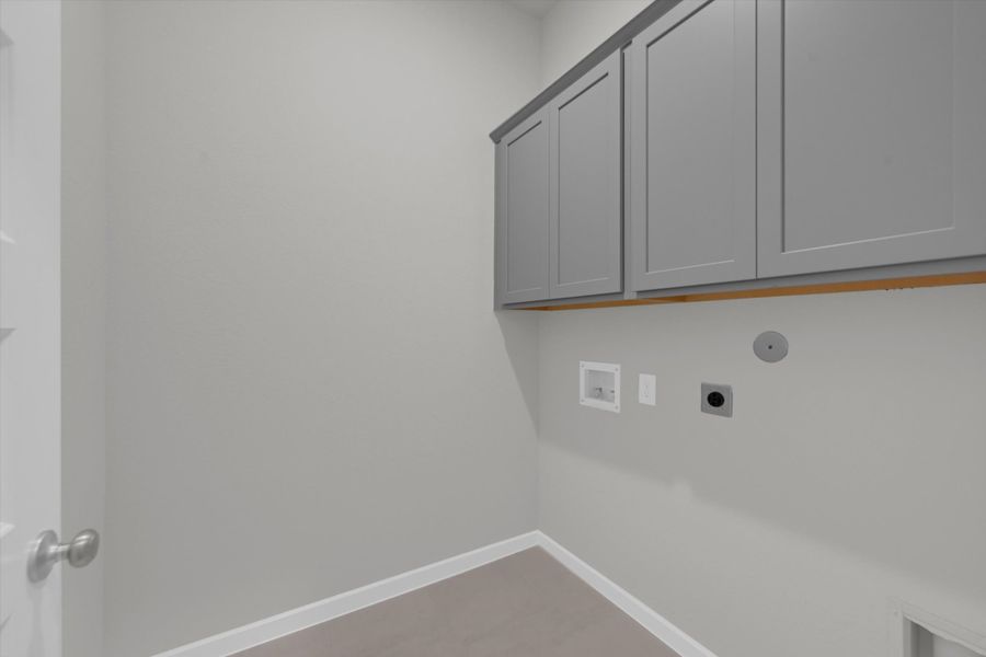 Spacious, unfurnished interior of a new home in Summer Place  35', Montgomery (Image 27).