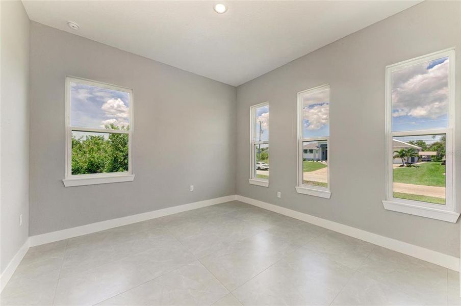 Spacious, unfurnished interior of a new home in , Port Charlotte (Image 38).