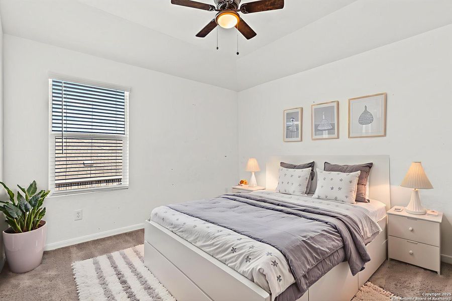 Furnished interior view inside a new home in , Bulverde (Image 20).