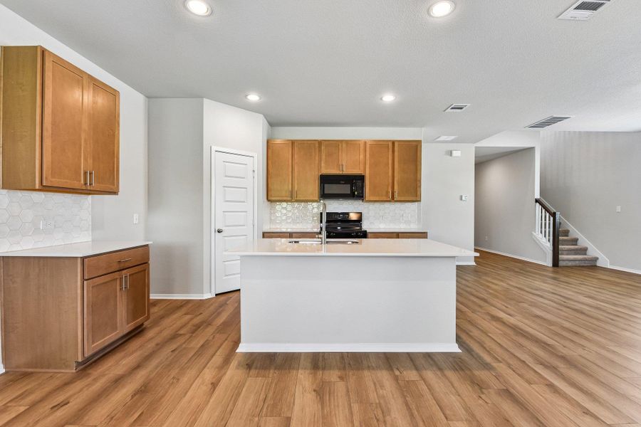 Furnished interior view inside a new home in Edgebrooke, Pflugerville (Image 5).