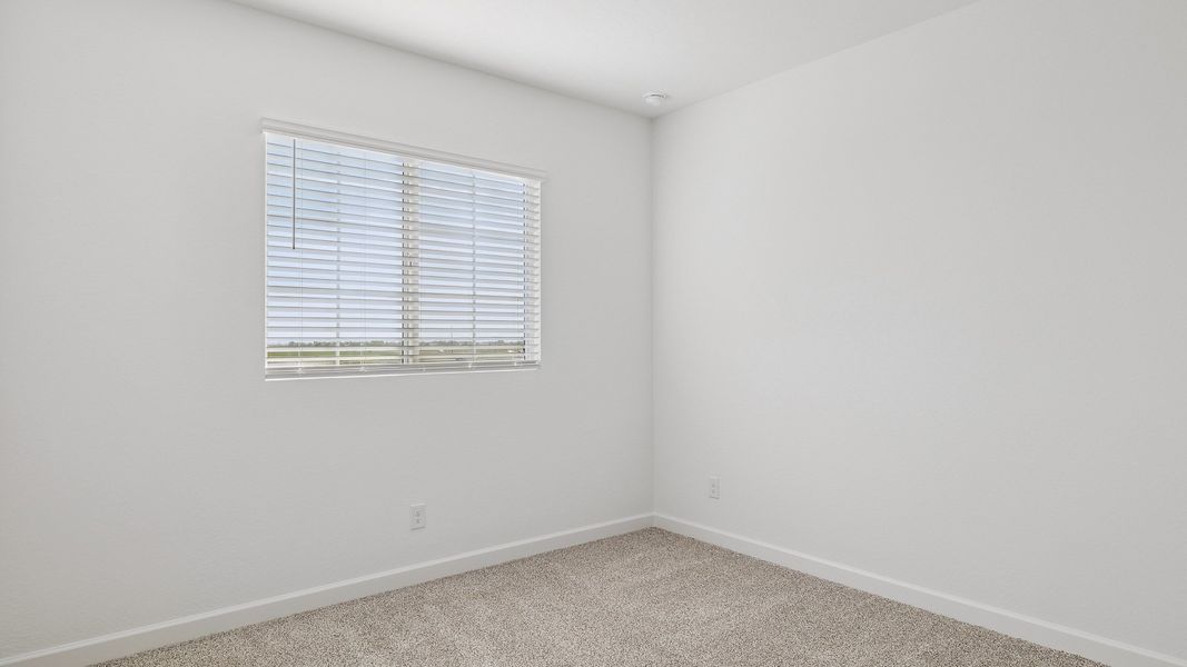 Spacious, unfurnished interior of a new home in Apache Farms, Buckeye (Image 26).