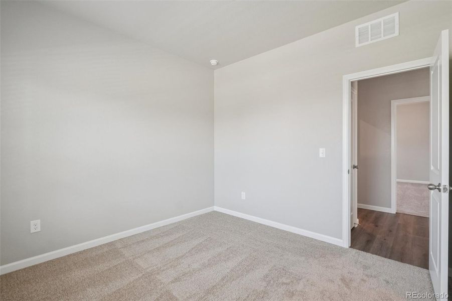 Spacious, unfurnished interior of a new home in Wolf Creek Run, Strasburg (Image 24).