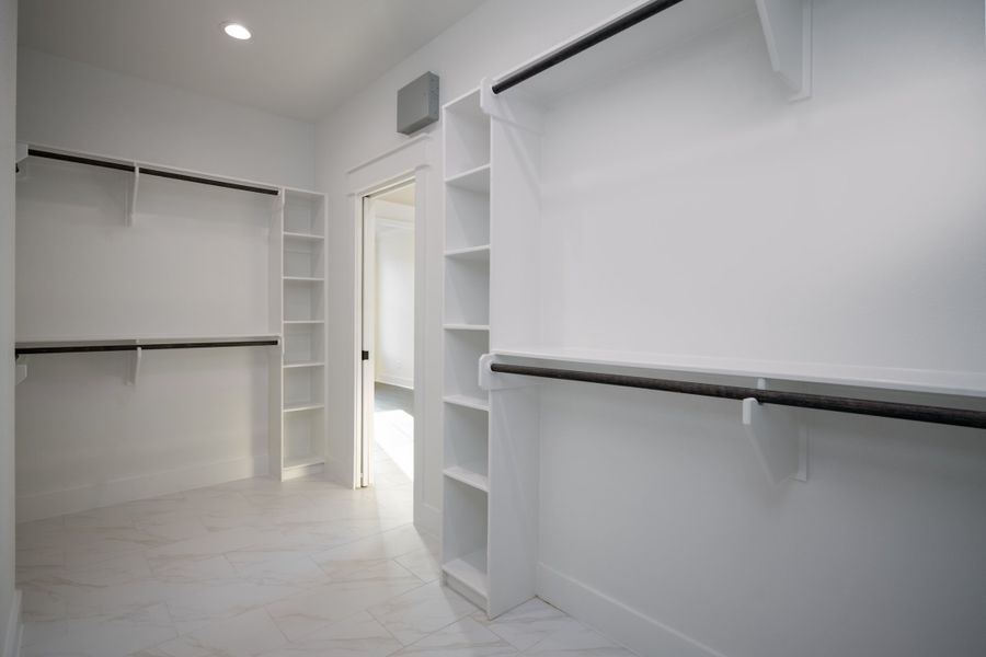 Spacious, unfurnished interior of a new home in Greens Prairie Reserve, College Station (Image 29). Spacious, unfurnished interior of a new home in Greens Prairie Reserve, College Station (Image 29).
