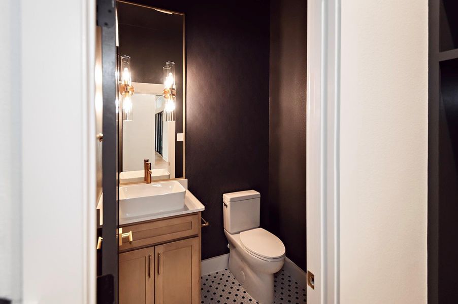 Furnished interior view inside a new home in , Salado (Image 16). Furnished interior view inside a new home in , Salado (Image 16).