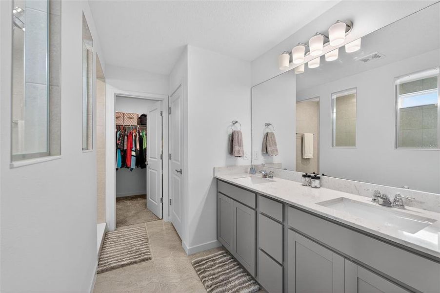 Furnished interior view inside a new home in Waterset, Apollo Beach (Image 10).
