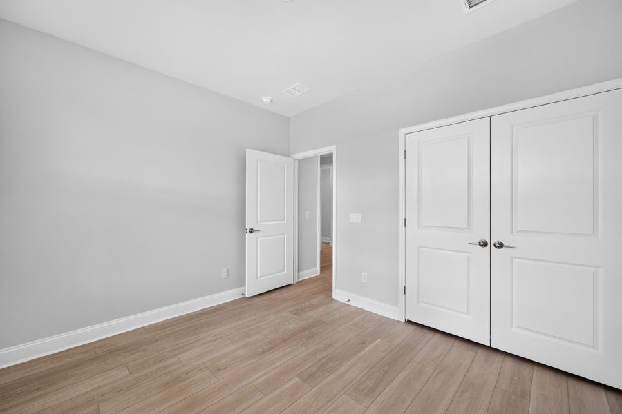 Spacious, unfurnished interior of a new home in Del Webb Charleston at Nexton, Summerville (Image 14).