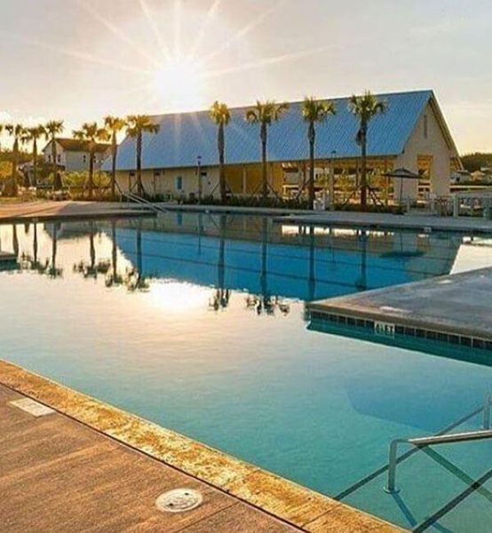 Community amenities in , Summerville (Image 32).