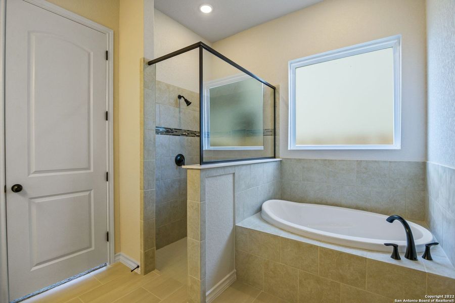 Furnished interior view inside a new home in Comanche Ridge, San Antonio (Image 11).