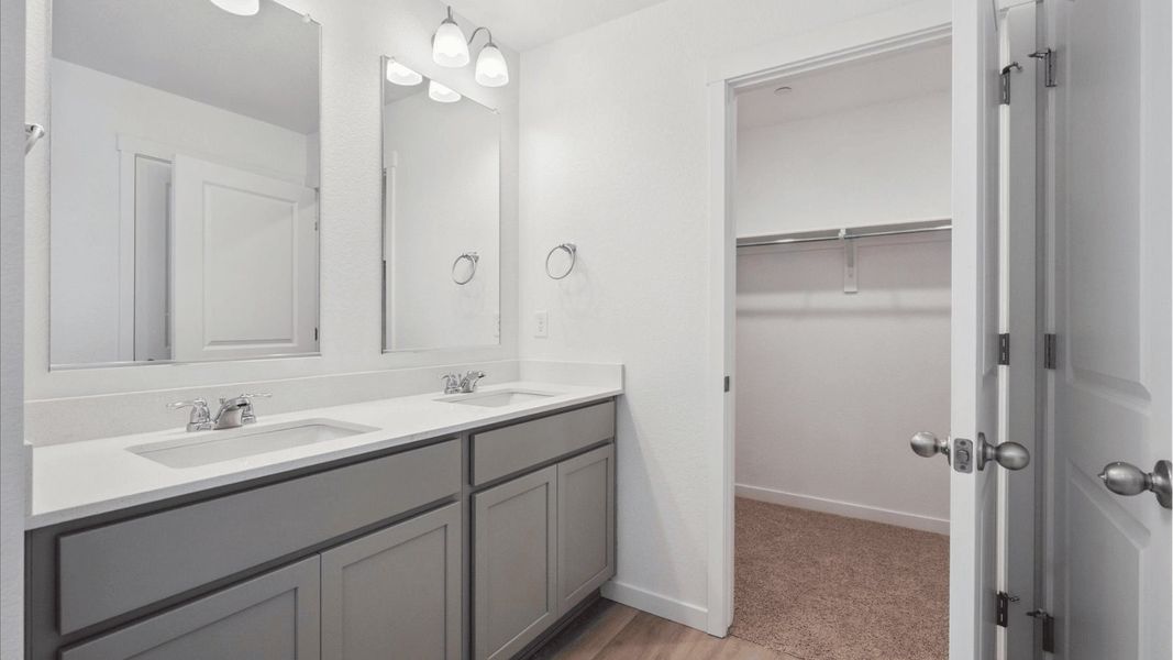 Furnished interior view inside a new home in Settlers Crossing, Commerce City (Image 13).