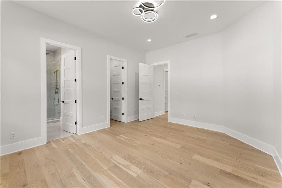 Spacious, unfurnished interior of a new home in , Hoschton (Image 18).