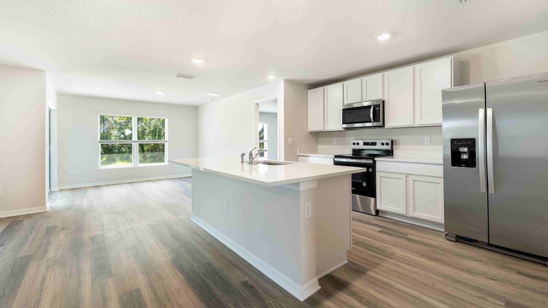 Furnished interior view inside a new home in Star Farms at Lakewood Ranch, Bradenton (Image 4). Furnished interior view inside a new home in Star Farms at Lakewood Ranch, Bradenton (Image 4).