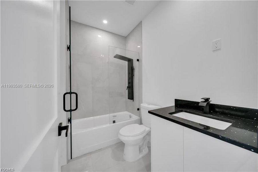 Furnished interior view inside a new home in , Lehigh Acres (Image 18).