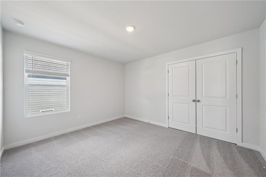 Spacious, unfurnished interior of a new home in Dove Lake, Grayson (Image 15).