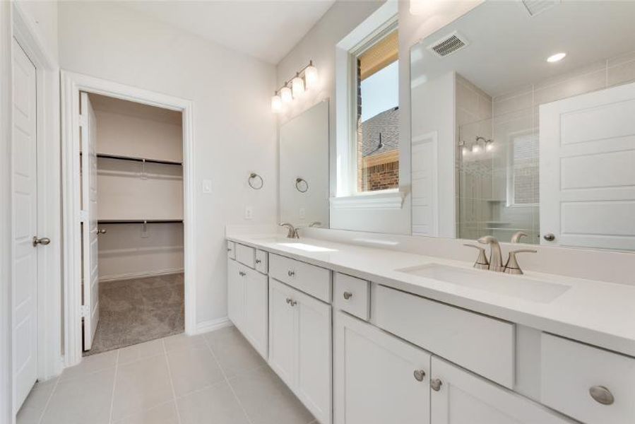 Furnished interior view inside a new home in Spiritas Ranch, Little Elm (Image 10).