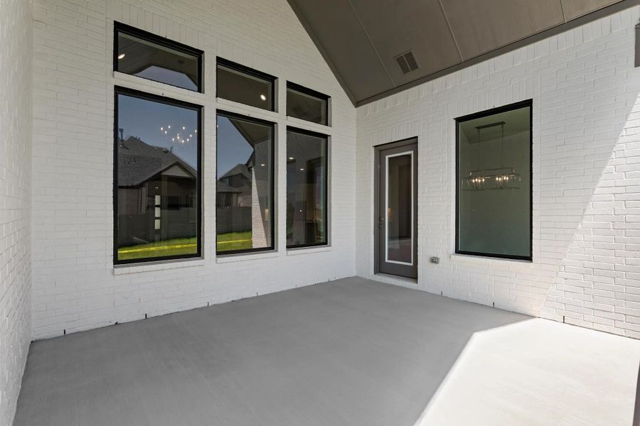 The Eastland II B Outdoor Living Area The Eastland II B Outdoor Living Area