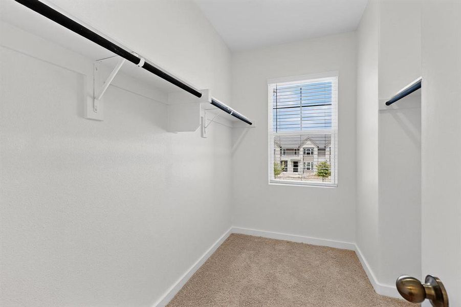 Spacious, unfurnished interior of a new home in , Mesquite (Image 21).