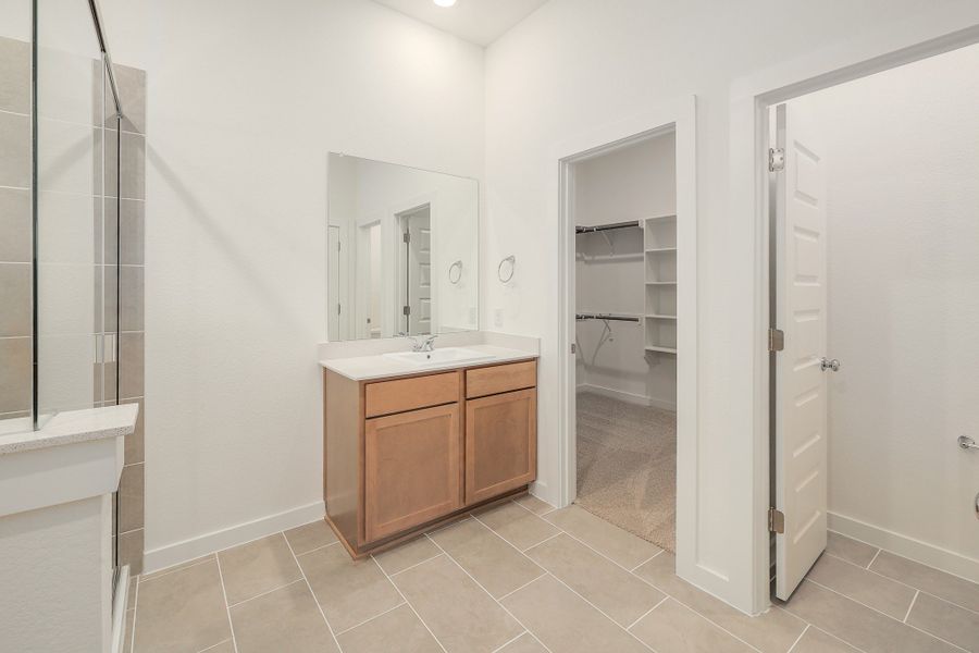 Furnished interior view inside a new home in Prairie Winds, Hutto (Image 10).