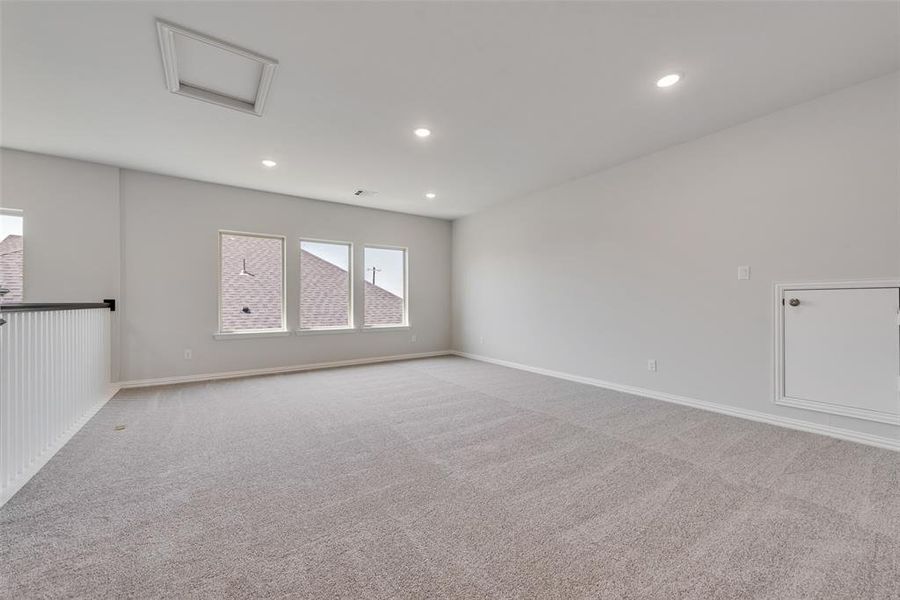 Spacious, unfurnished interior of a new home in Sutton Fields, Celina (Image 15).