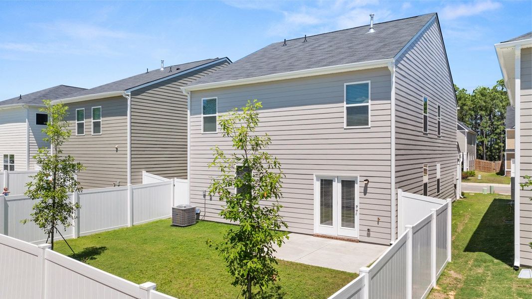 Front exterior of a new home in Estates at Deer Hollow, Grovetown, GA, highlighting curb appeal (Image 19).