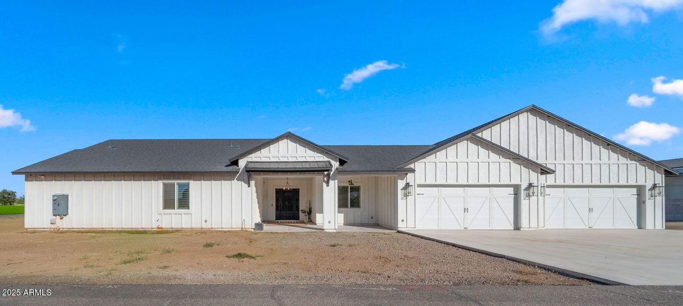 101-web-or-mls-Exterior8 101-web-or-mls-Exterior8