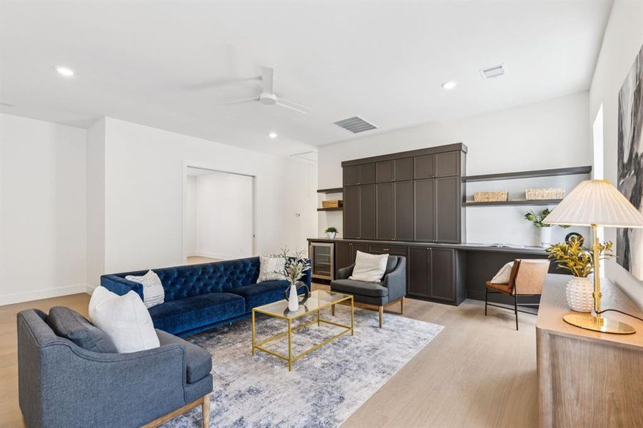 Furnished interior view inside a new home in , Dallas (Image 30).