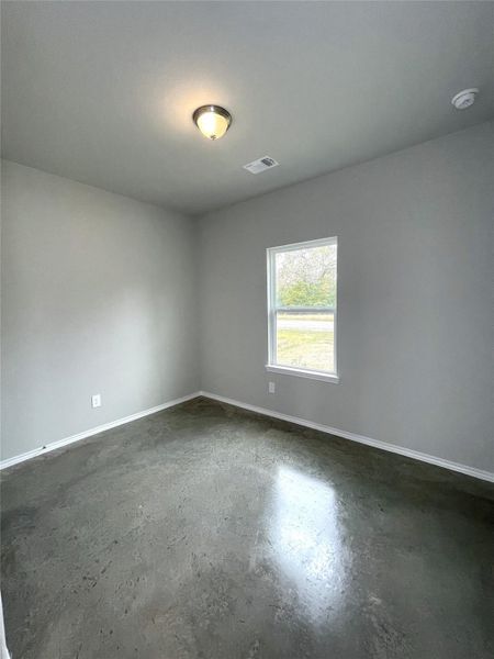 Spacious, unfurnished interior of a new home in , Trinity (Image 14).