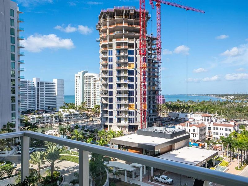 Condo located in Sarasota, FL showcasing its design and architecture (Image 28). Condo located in Sarasota, FL showcasing its design and architecture (Image 28).