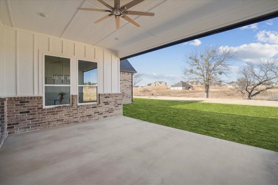 Exterior details and patio area of a home in , Azle (Image 3).