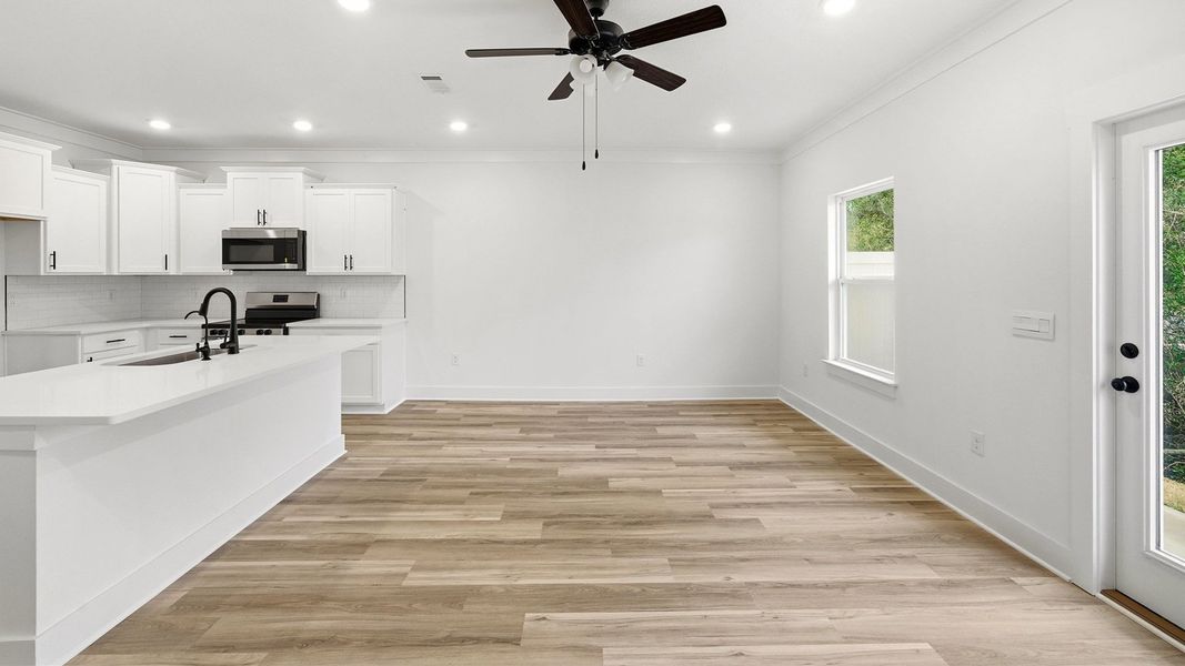 Representative unfurnished interior of a home built from the Palm Interior by D.R. Horton in Palm Street Townhomes, Destin (Image 13).