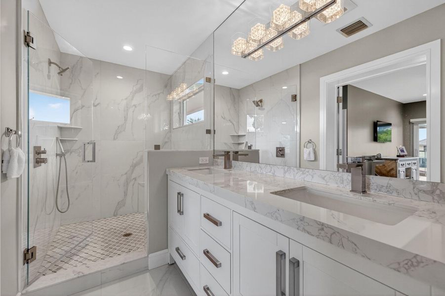 Furnished interior view inside a new home in , Fort Lauderdale (Image 53).