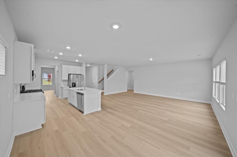 Spacious, unfurnished interior of a new home in Collier Ridge, Moore (Image 14).