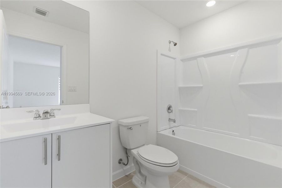 Furnished interior view inside a new home in , Homestead (Image 13).