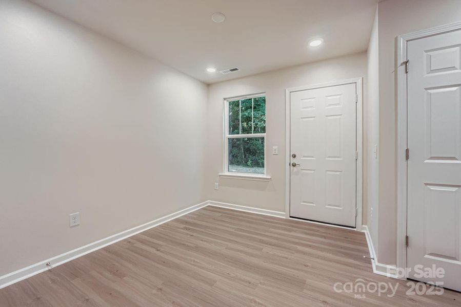 Spacious, unfurnished interior of a new home in , Charlotte (Image 15).