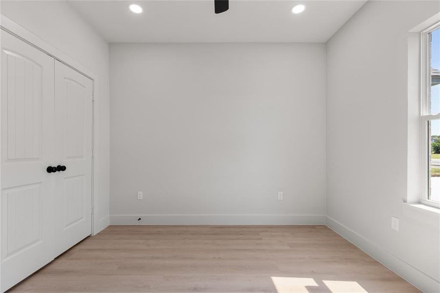 Spacious, unfurnished interior of a new home in , McGregor (Image 15).