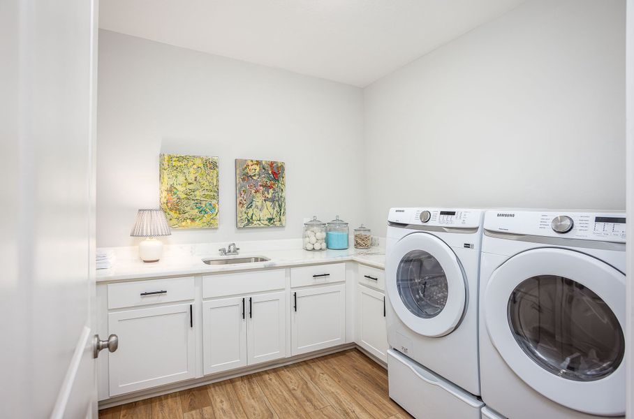 Representative furnished interior of a home built from the Sienna by Maronda Homes in Bella Estates, Plant City (Image 22).